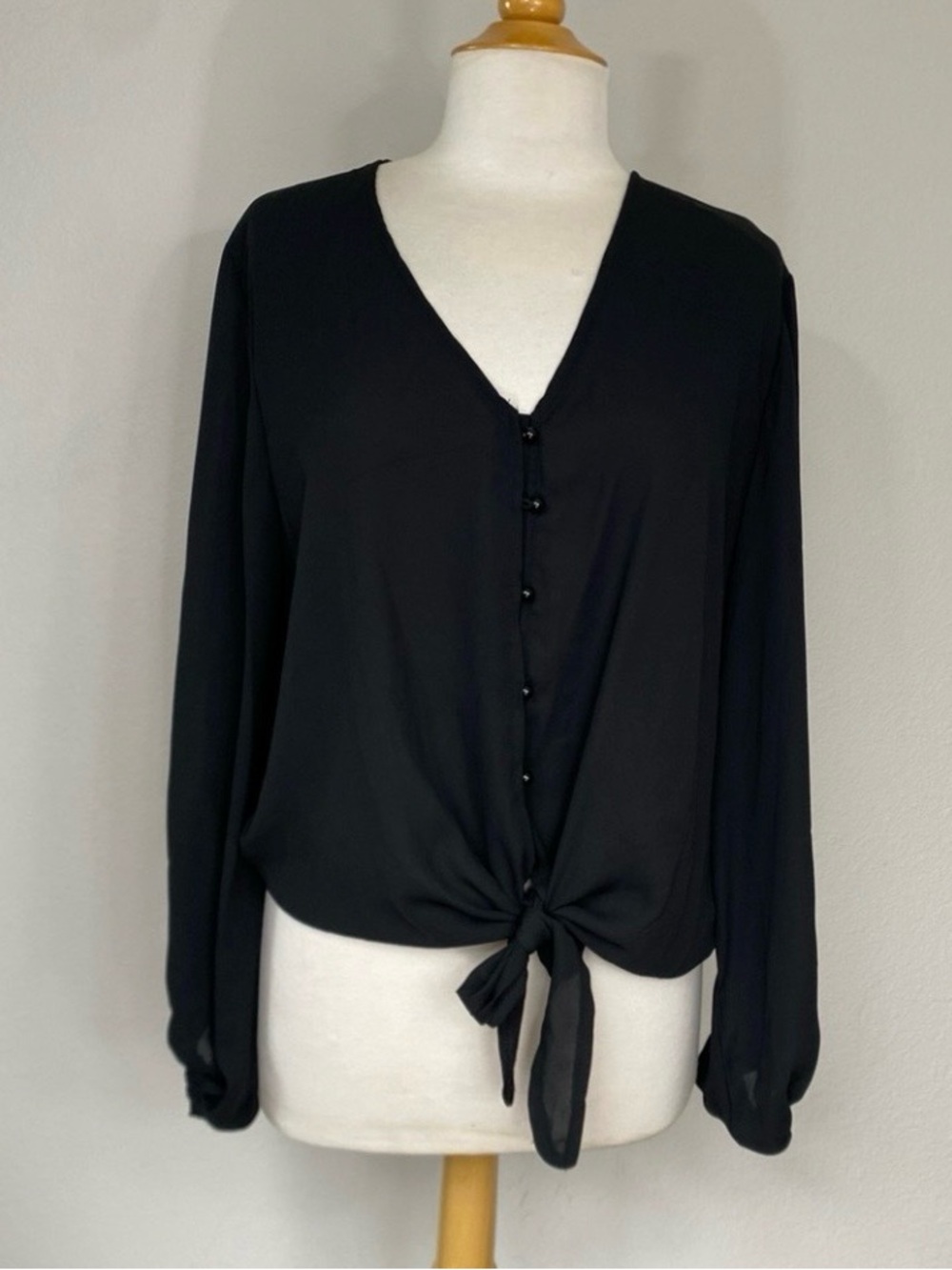NWT New Kancystore Womens Black Balloon Sleeve Button Tie Blouse Size XL Classic
